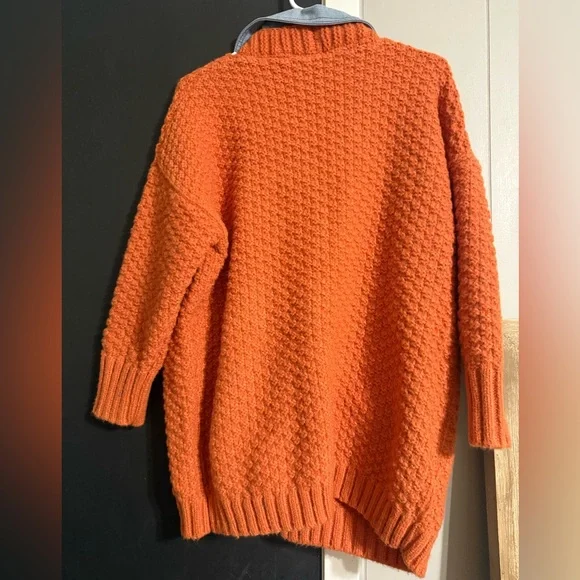 DAVI & DANI Orange Cardigan with Blue Accents - Picture 4 of 4